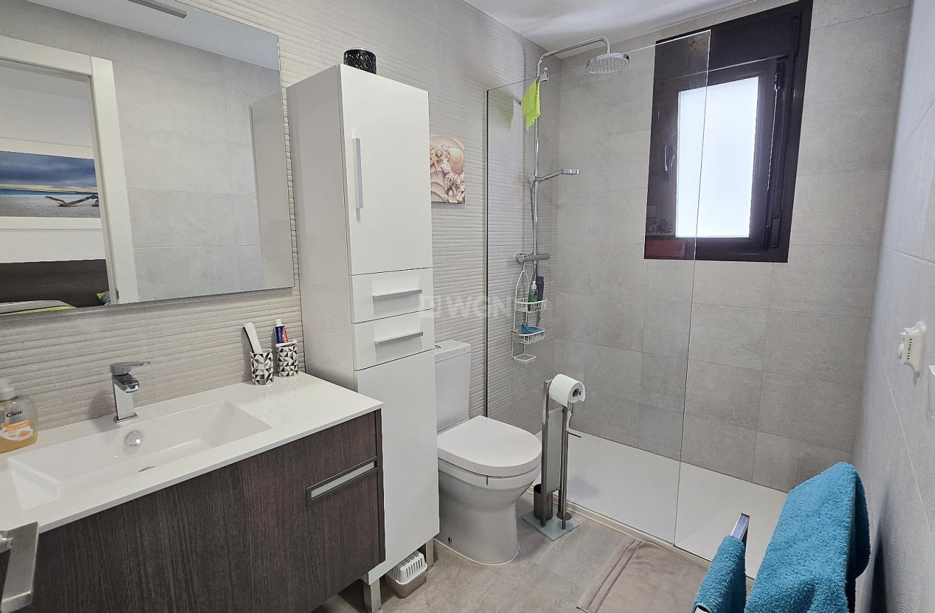 Resale - Apartment / flat - Pilar de la Horadada - Costa Blanca