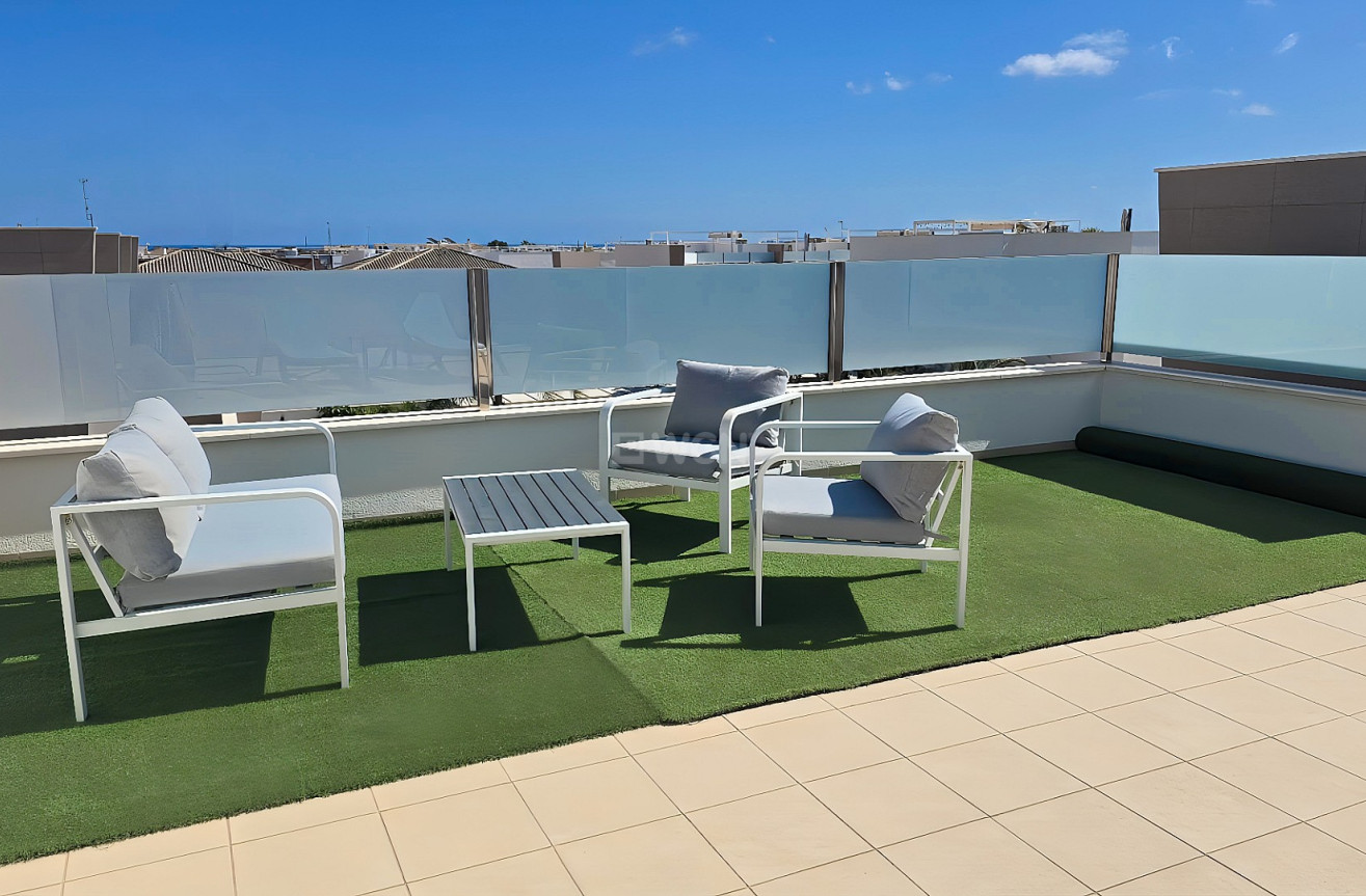 Resale - Apartment / flat - Pilar de la Horadada - Costa Blanca