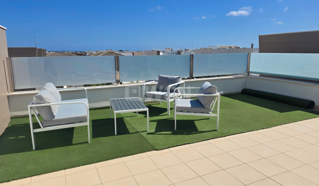 Resale - Apartment / flat - Pilar de la Horadada - Costa Blanca