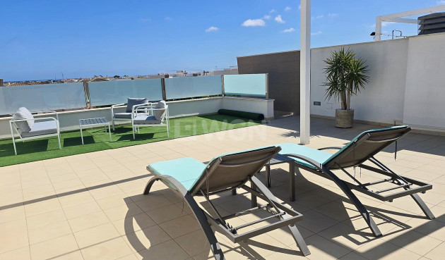 Resale - Apartment / flat - Pilar de la Horadada - Costa Blanca