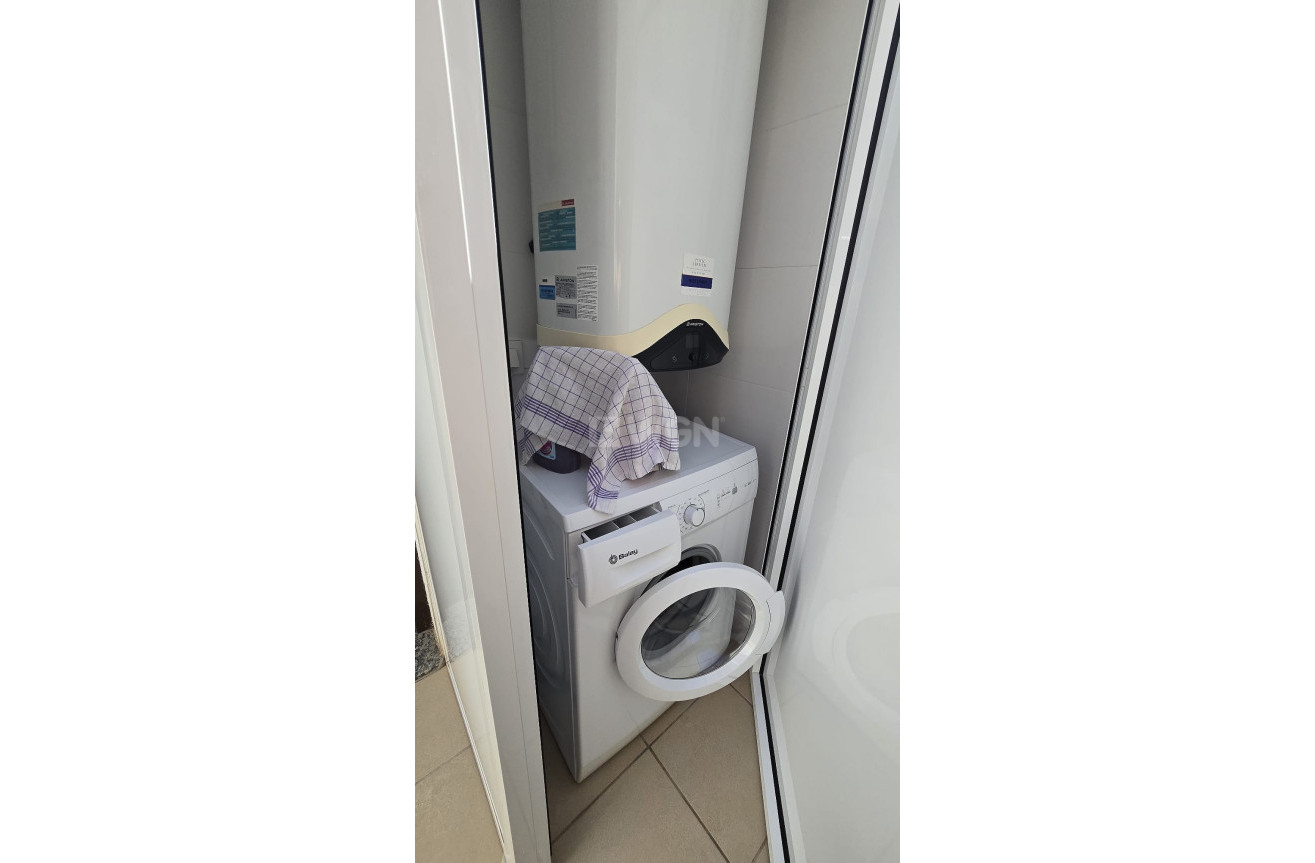 Resale - Apartment / flat - Pilar de la Horadada - Costa Blanca