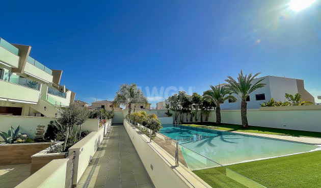 Resale - Apartment / flat - Pilar de la Horadada - Costa Blanca