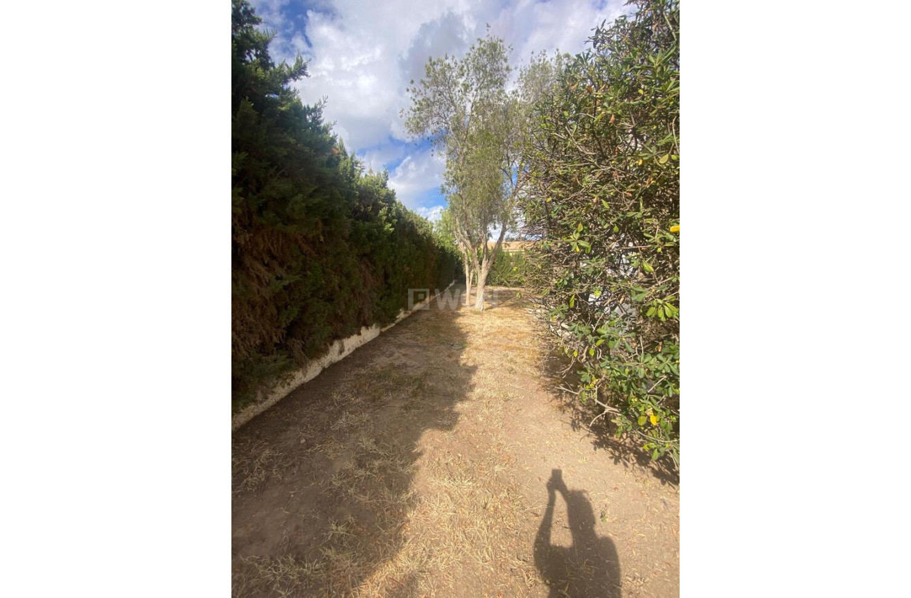 Odsprzedaż - Villa - Los Balcones - Costa Blanca