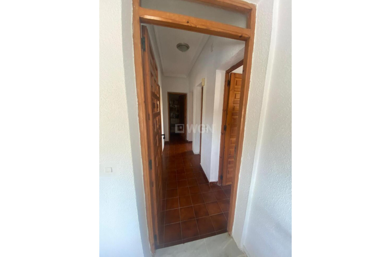 Odsprzedaż - Villa - Los Balcones - Costa Blanca