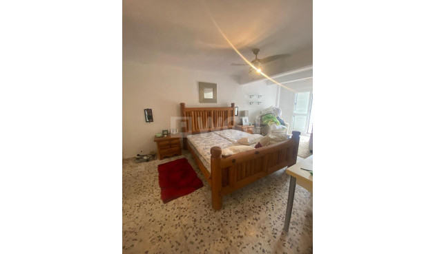 Odsprzedaż - Villa - Los Balcones - Costa Blanca