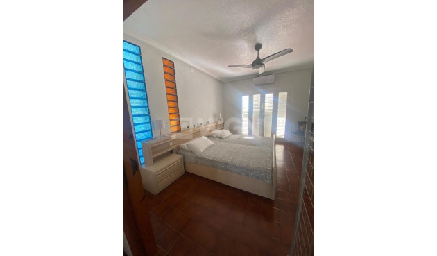 Odsprzedaż - Villa - Los Balcones - Costa Blanca