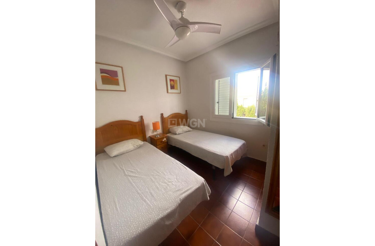 Odsprzedaż - Villa - Los Balcones - Costa Blanca