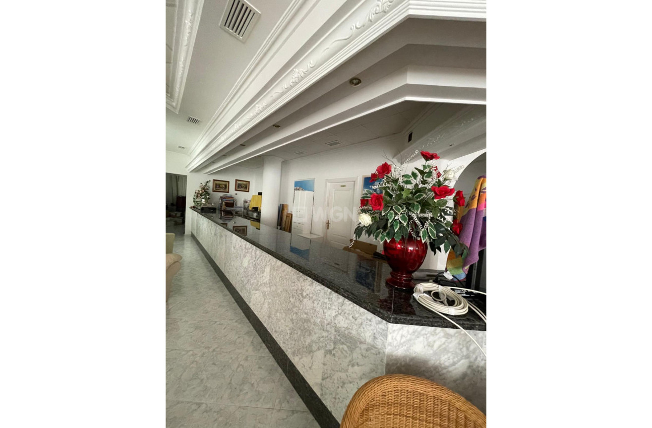 Resale - Commercial - Guardamar del Segura - Costa Blanca