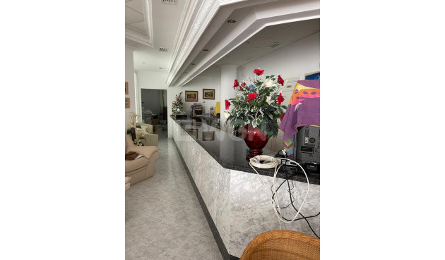 Resale - Commercial - Guardamar del Segura - Costa Blanca