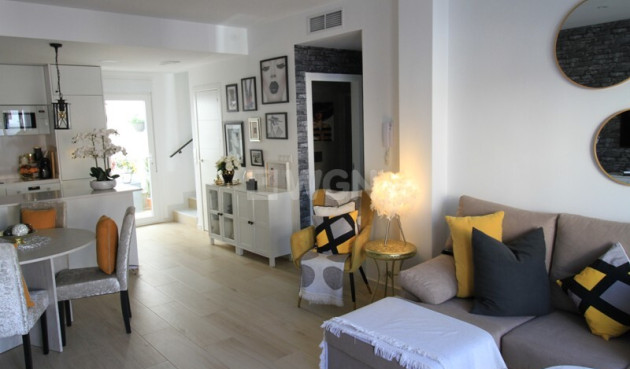 Odsprzedaż - Kamienica - Avileses - Costa Calida