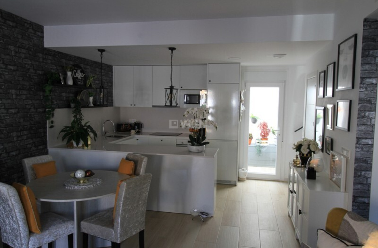 Odsprzedaż - Kamienica - Avileses - Costa Calida