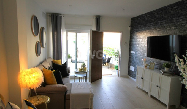 Odsprzedaż - Kamienica - Avileses - Costa Calida