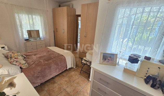 Odsprzedaż - Villa - Canillas de Aceituno - Inland