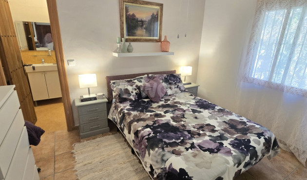 Odsprzedaż - Villa - Canillas de Aceituno - Inland