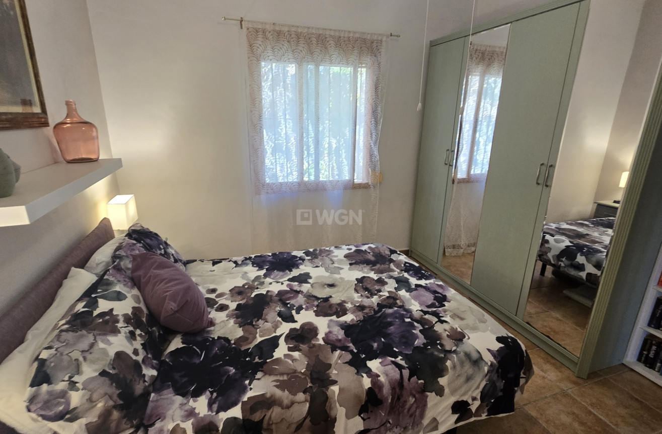 Odsprzedaż - Villa - Canillas de Aceituno - Inland