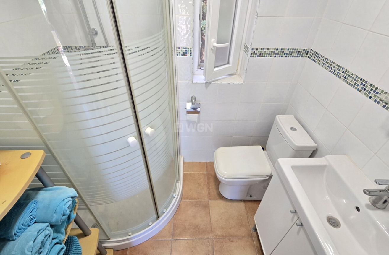 Odsprzedaż - Villa - Canillas de Aceituno - Inland