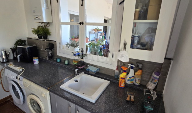 Odsprzedaż - Villa - Canillas de Aceituno - Inland