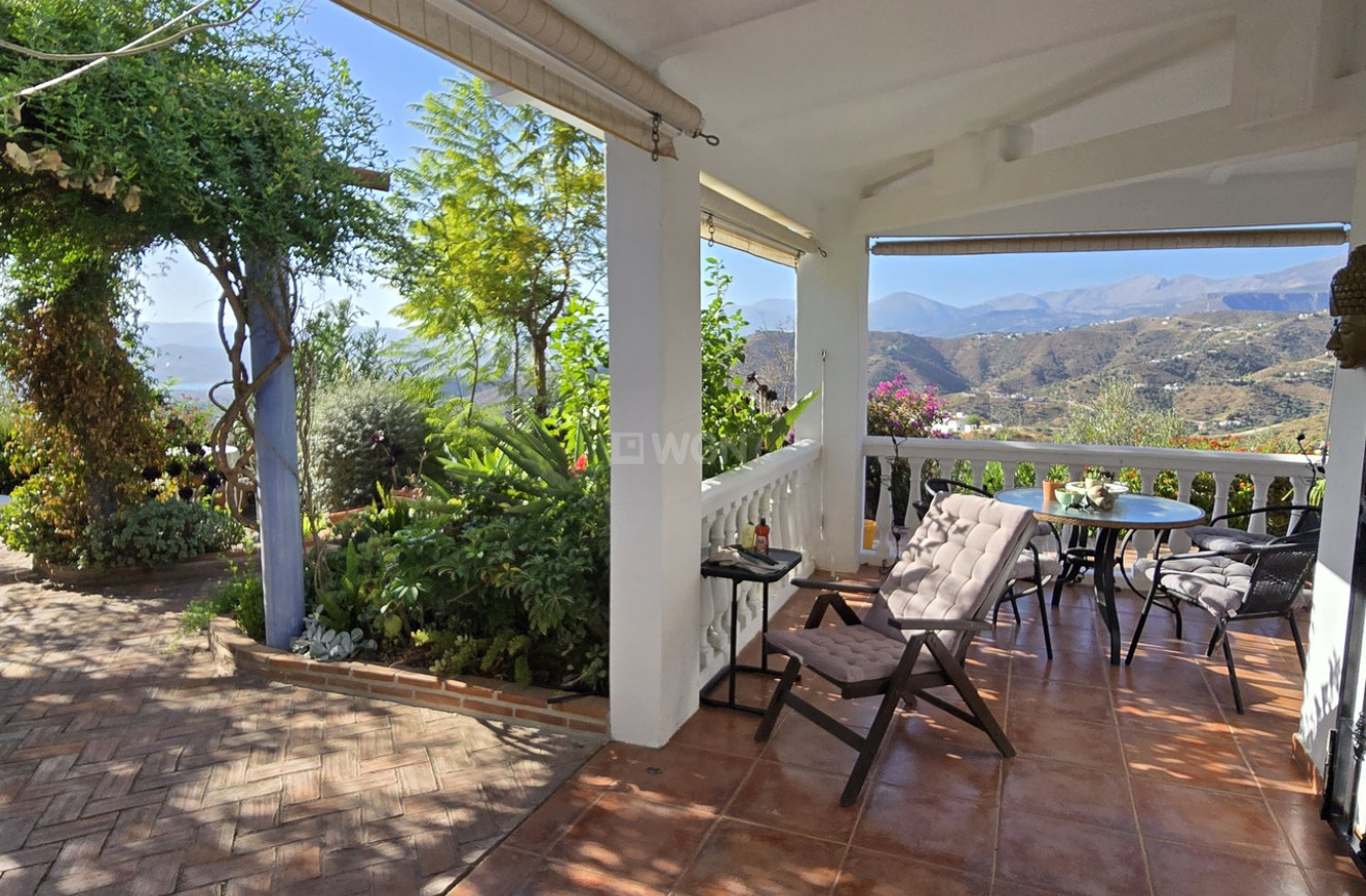 Odsprzedaż - Villa - Canillas de Aceituno - Inland