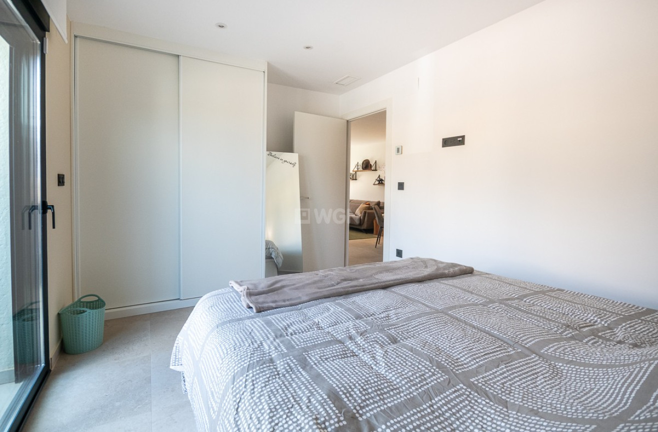 Odsprzedaż - Mieszkanie w bloku - Algorfa - Inland