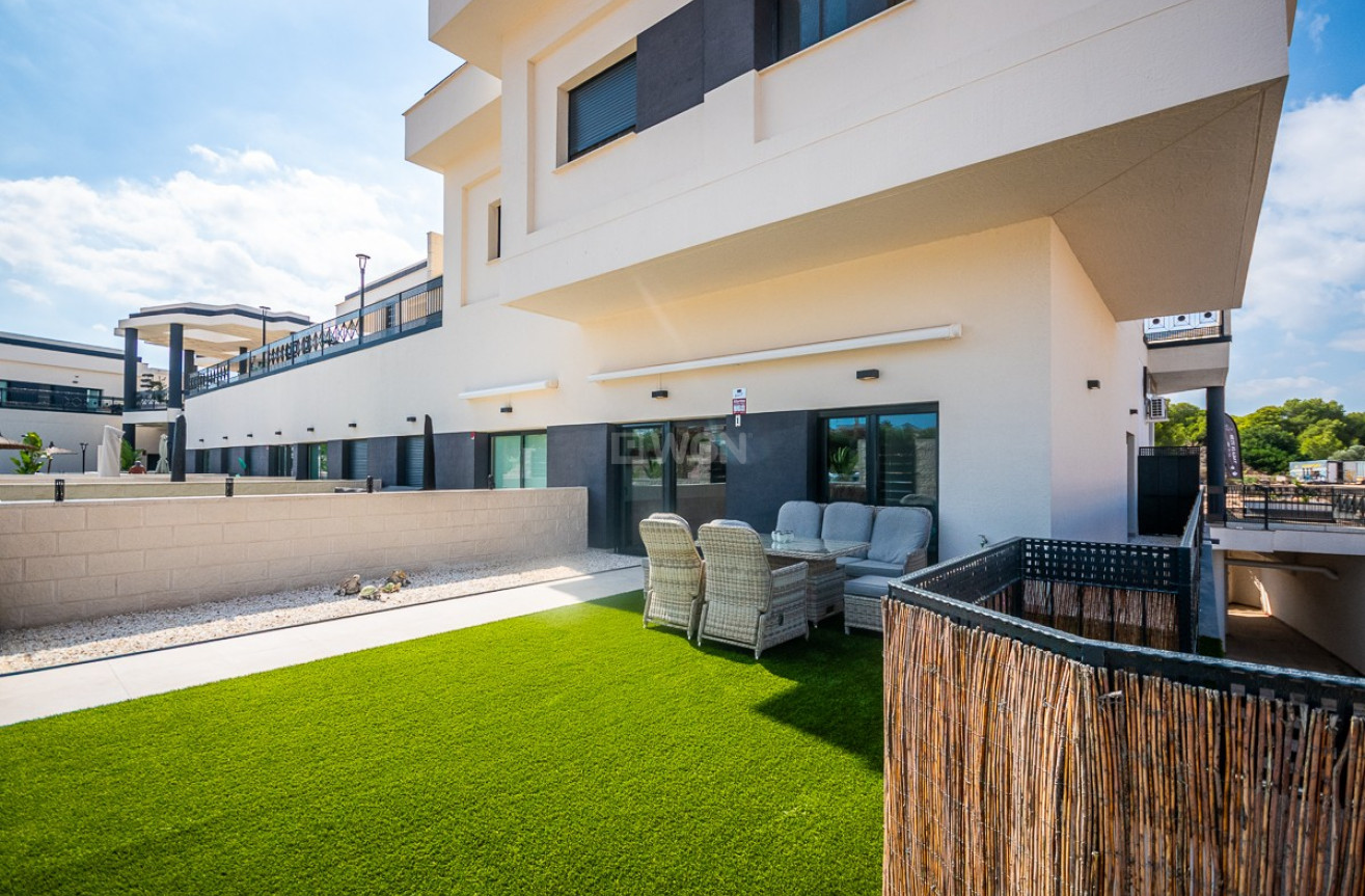 Odsprzedaż - Mieszkanie w bloku - Algorfa - Inland