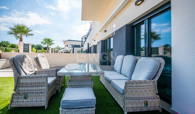 Odsprzedaż - Mieszkanie w bloku - Algorfa - Inland