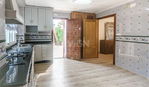 Odsprzedaż - Villa - Orihuela - Inland