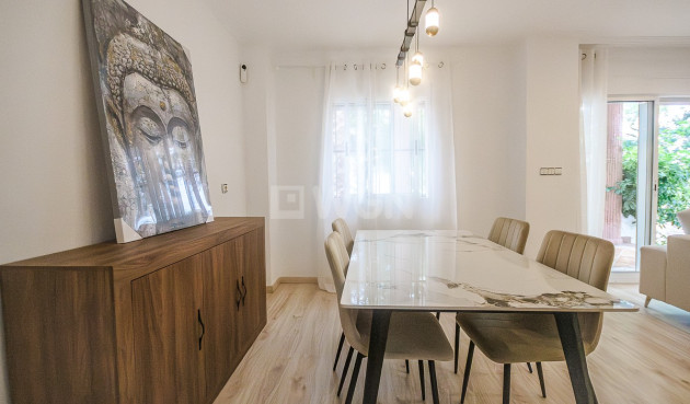 Odsprzedaż - Villa - Orihuela - Inland