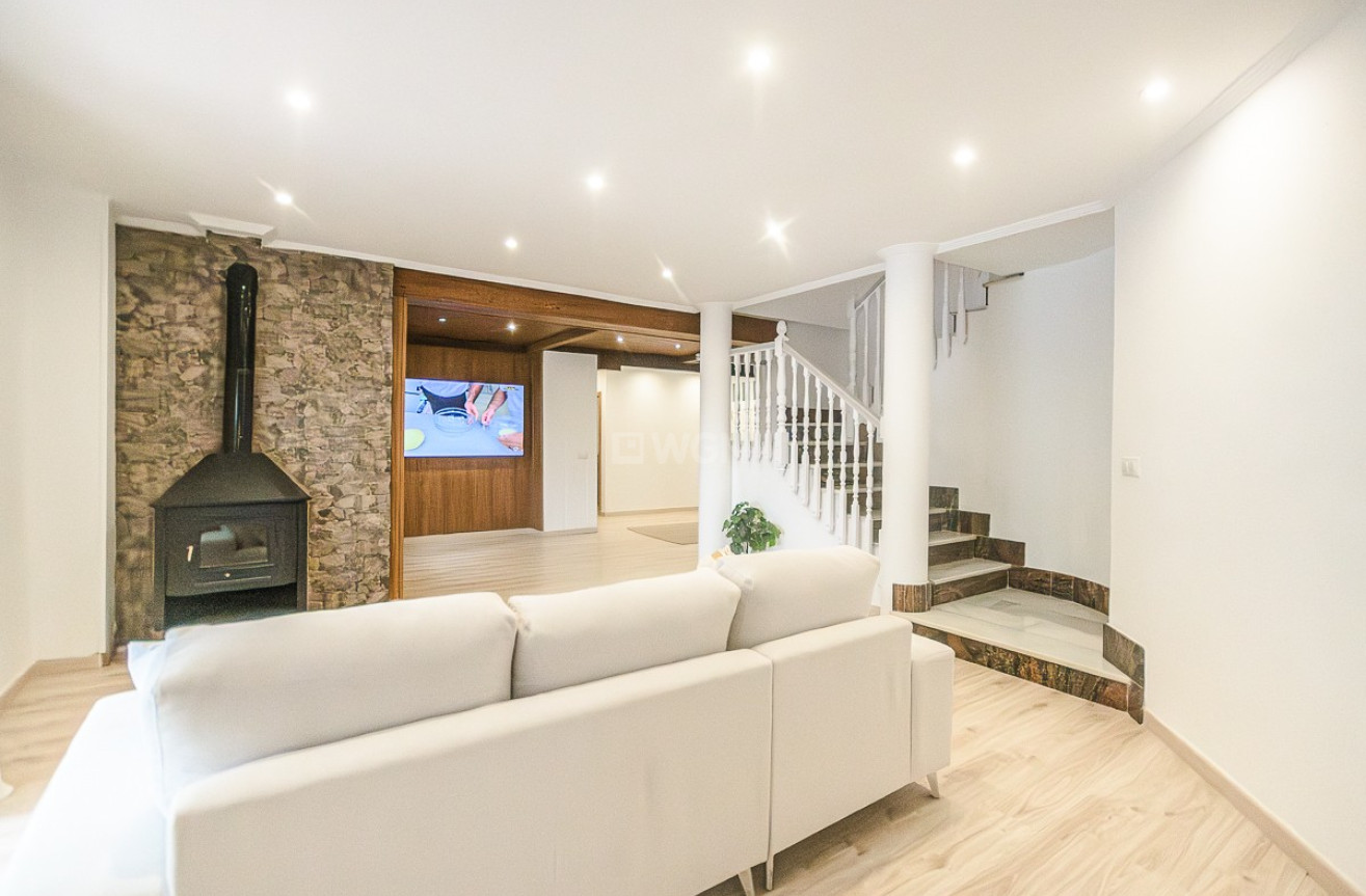 Odsprzedaż - Villa - Orihuela - Inland