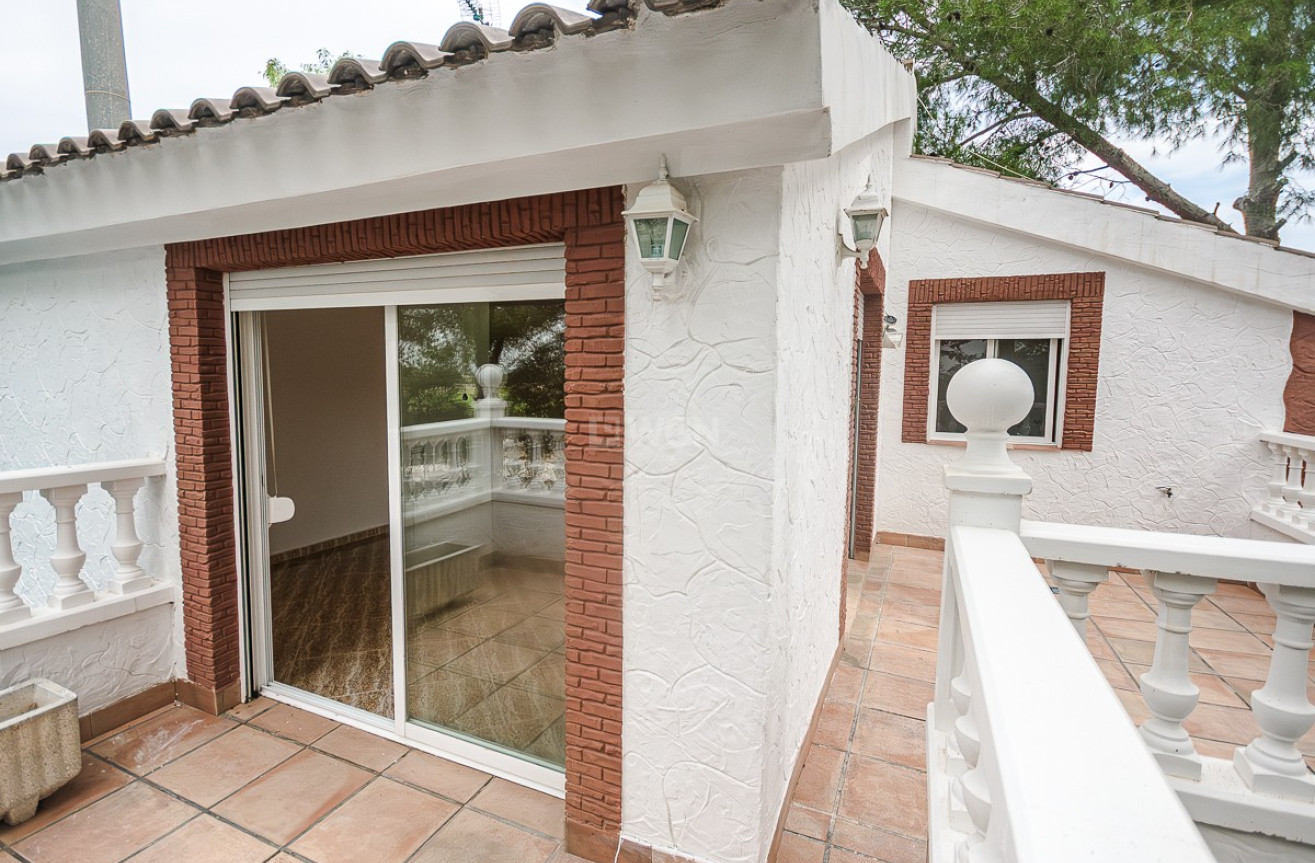 Odsprzedaż - Villa - Orihuela - Inland