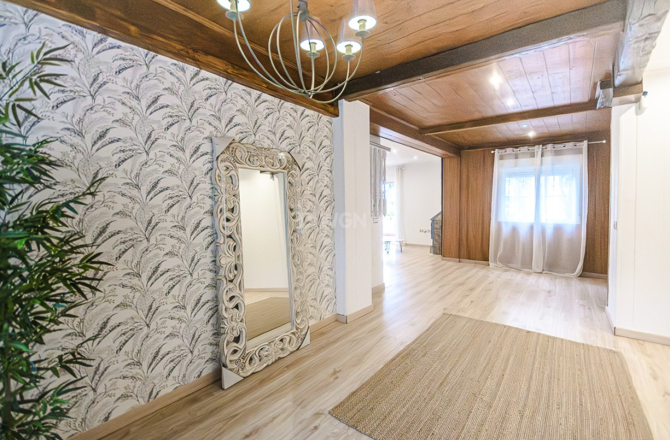 Odsprzedaż - Villa - Orihuela - Inland