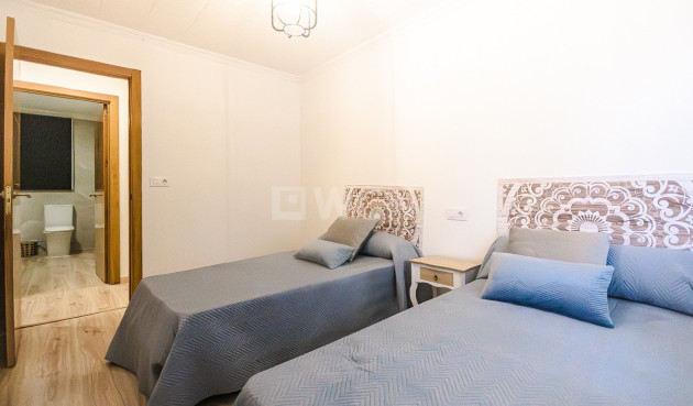 Odsprzedaż - Villa - Orihuela - Inland