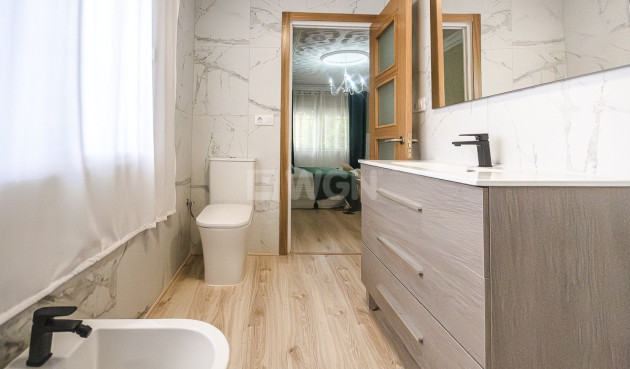 Odsprzedaż - Villa - Orihuela - Inland