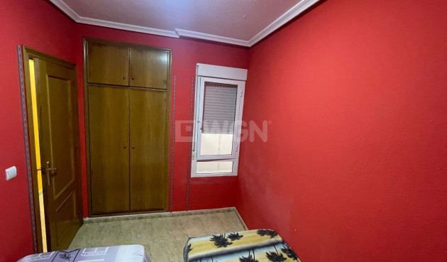 Reventa - Apartamento / piso - Torrevieja - Centro