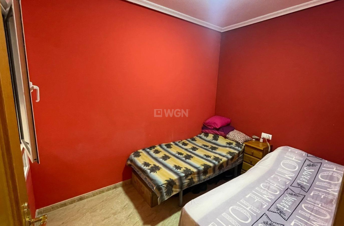 Reventa - Apartamento / piso - Torrevieja - Centro