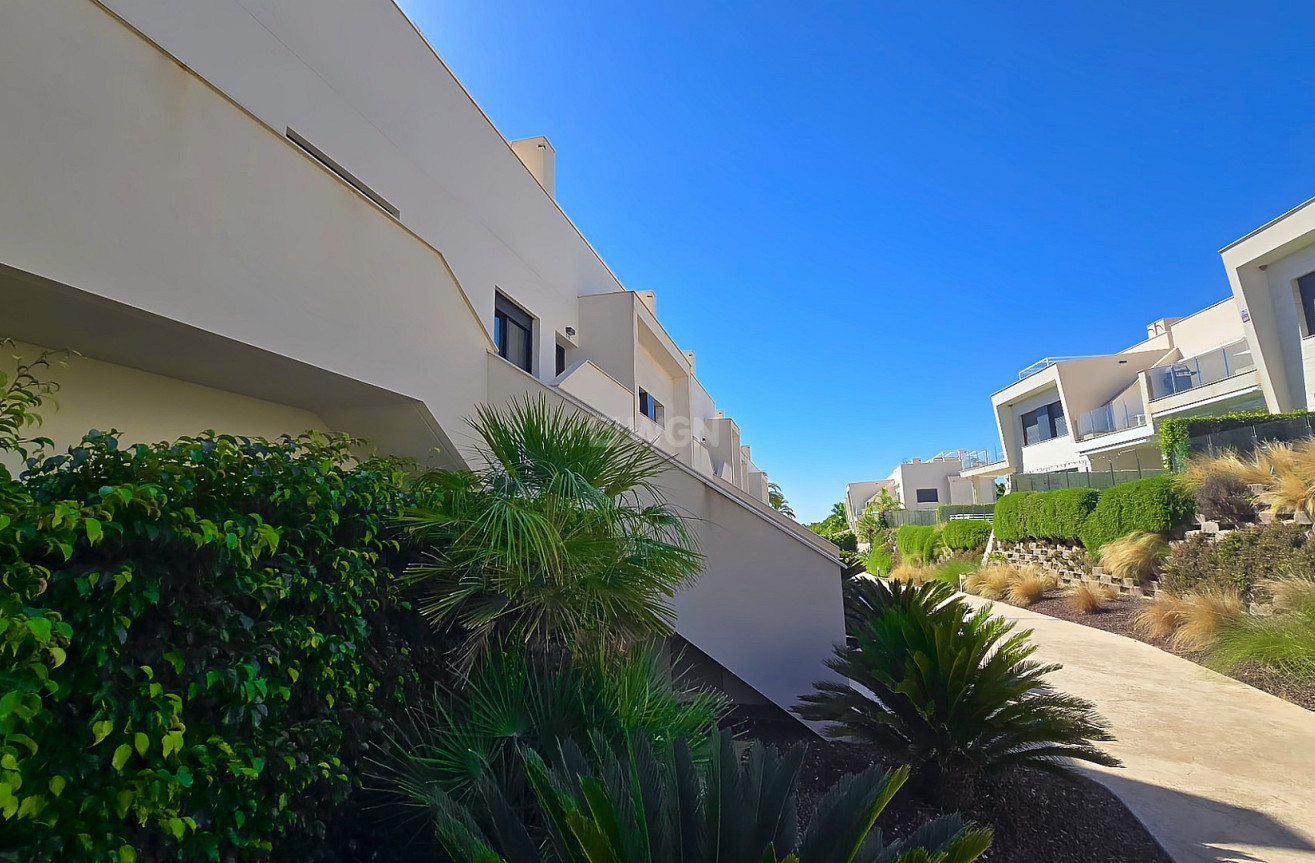 Resale - Penthouse - Lo Romero Golf - Inland