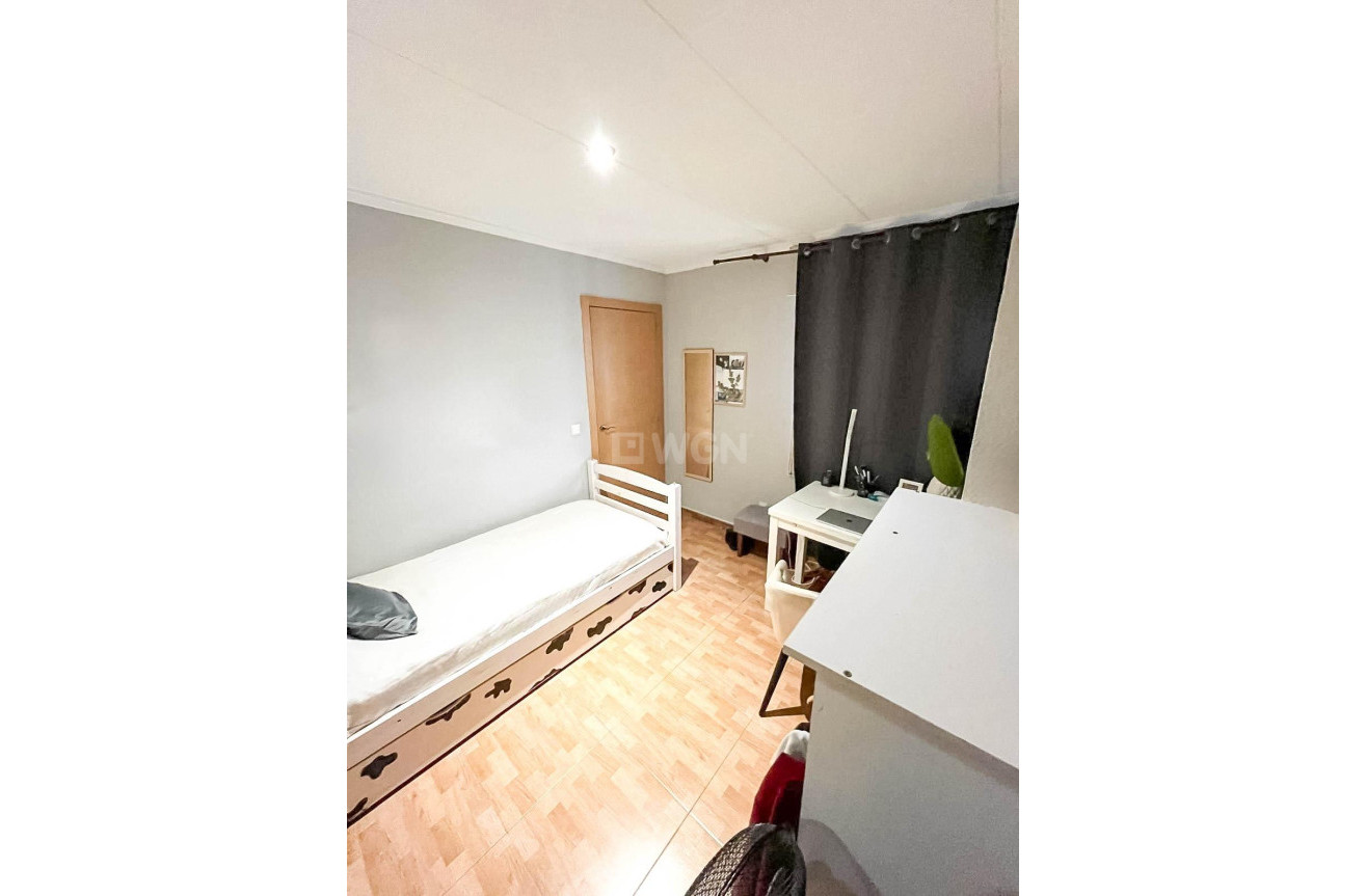 Resale - Apartment / flat - Torrevieja - Centro