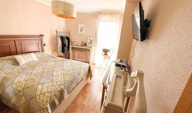 Resale - Apartment / flat - Torrevieja - Centro