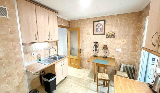 Resale - Apartment / flat - Torrevieja - Centro