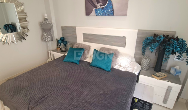 Resale - Villa - Villamartin - Costa Blanca