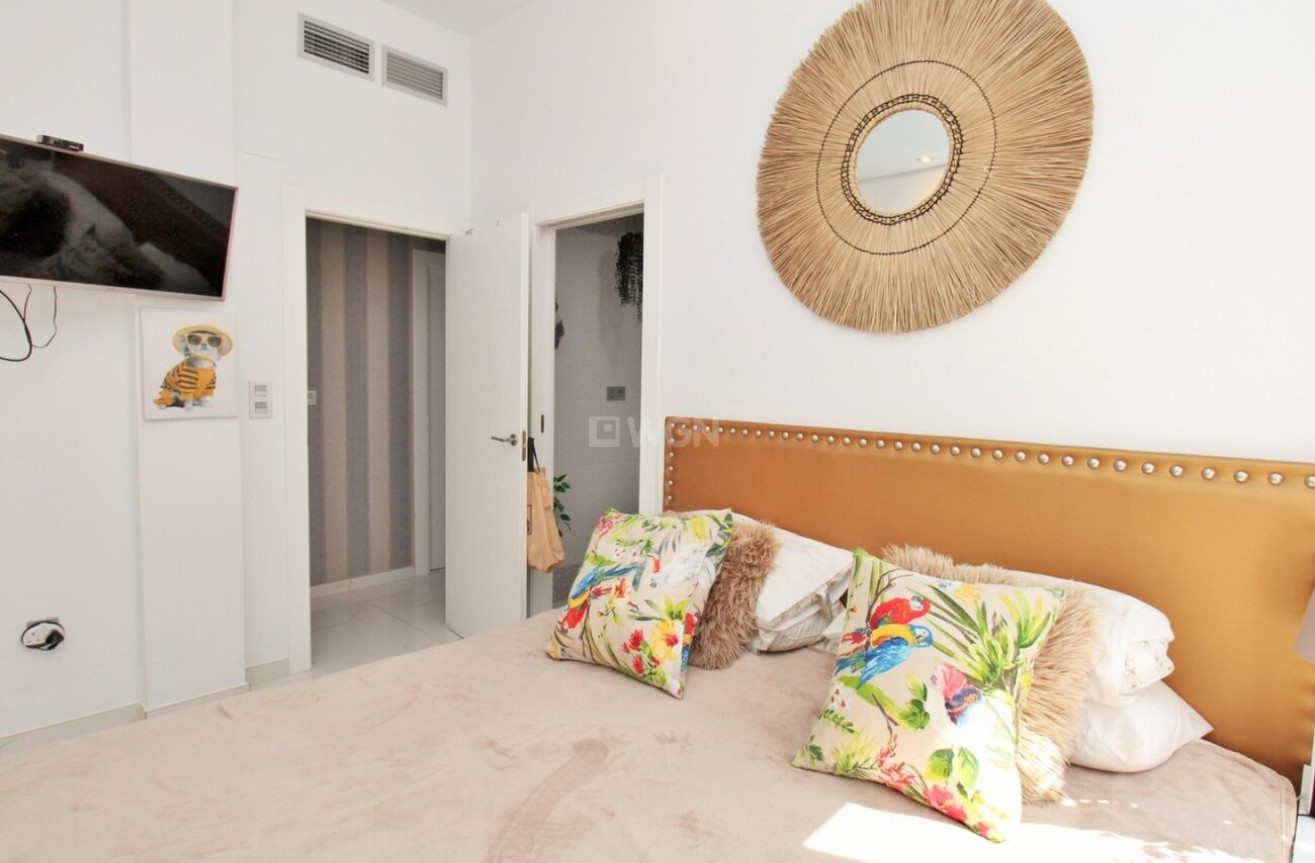 Resale - Villa - Villamartin - Costa Blanca