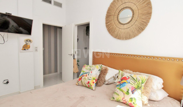 Resale - Villa - Villamartin - Costa Blanca