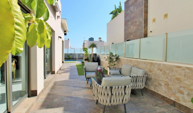 Resale - Villa - Villamartin - Costa Blanca
