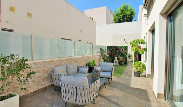 Resale - Villa - Villamartin - Costa Blanca