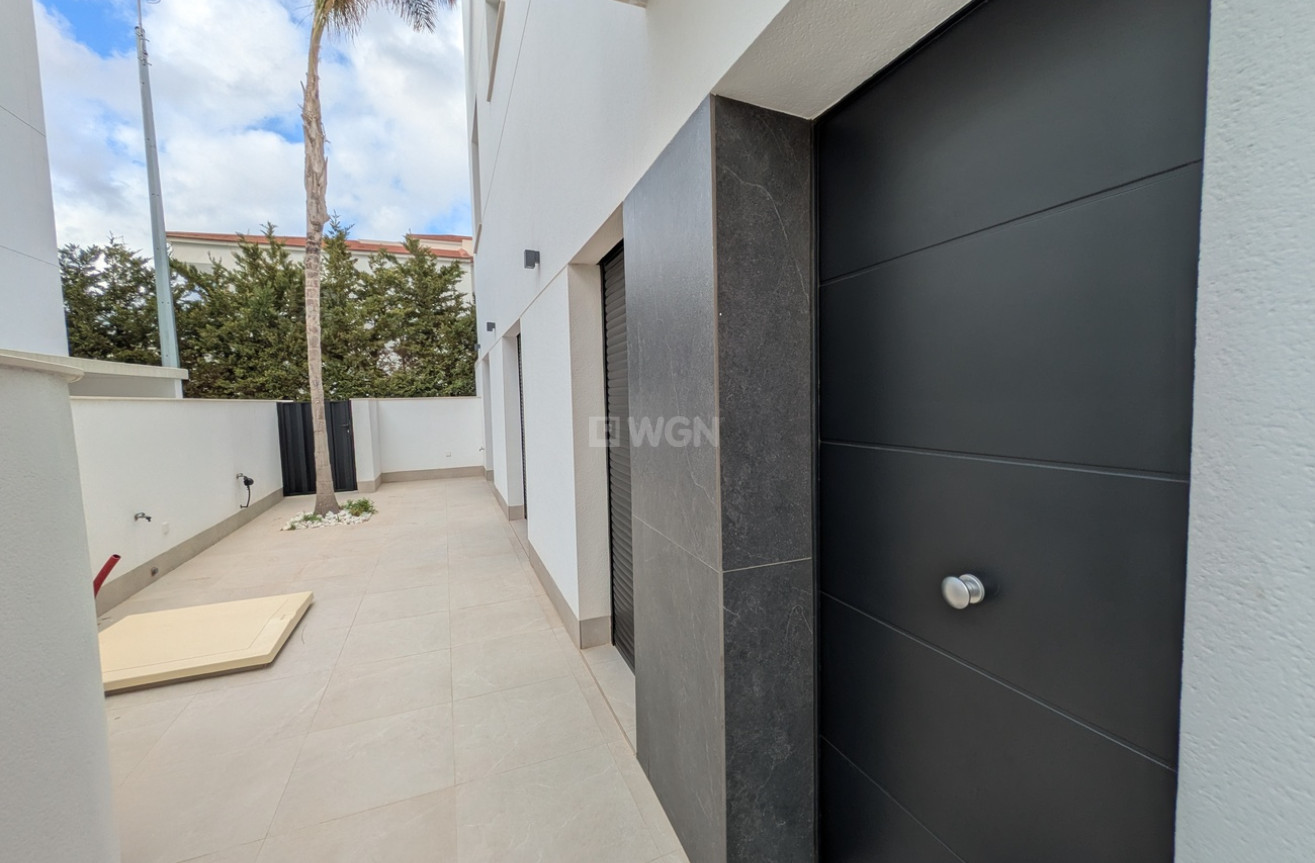 Odsprzedaż - Bungalow - Pilar de la Horadada - Costa Blanca