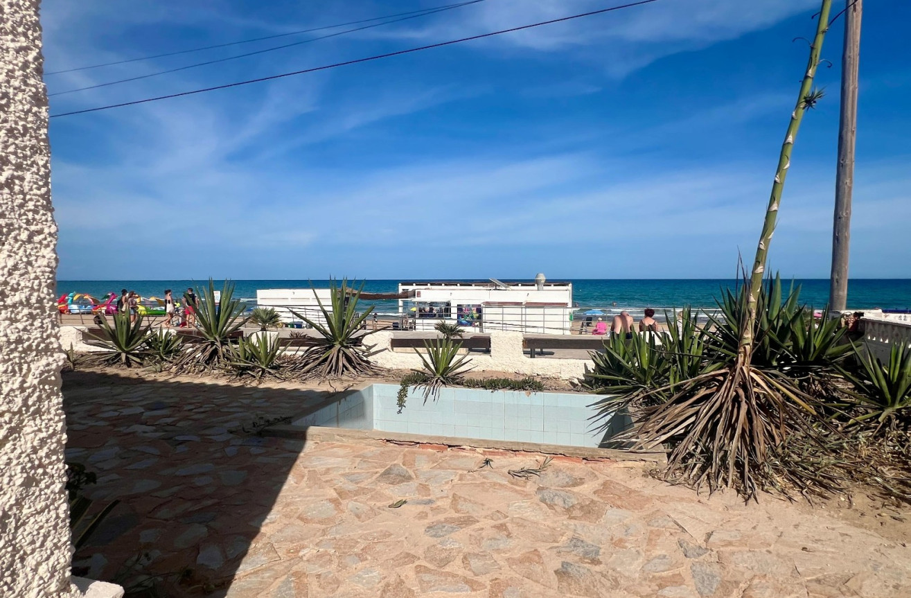 Resale - Villa - La Mata - Costa Blanca
