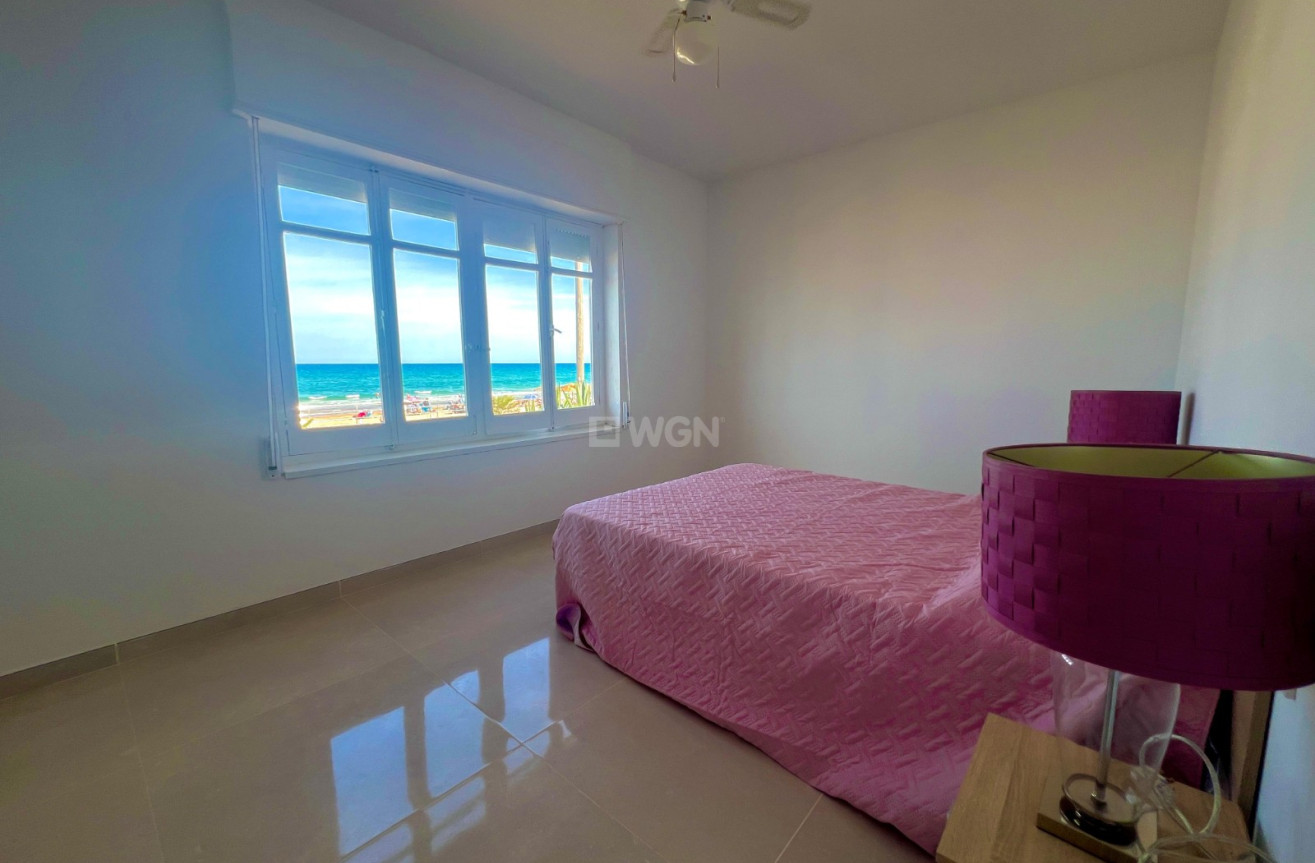 Resale - Villa - La Mata - Costa Blanca