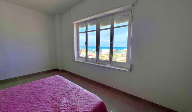 Resale - Villa - La Mata - Costa Blanca