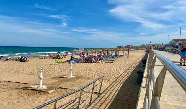 Resale - Villa - La Mata - Costa Blanca