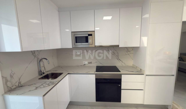 Odsprzedaż - Daszek - Torrevieja - Acequion