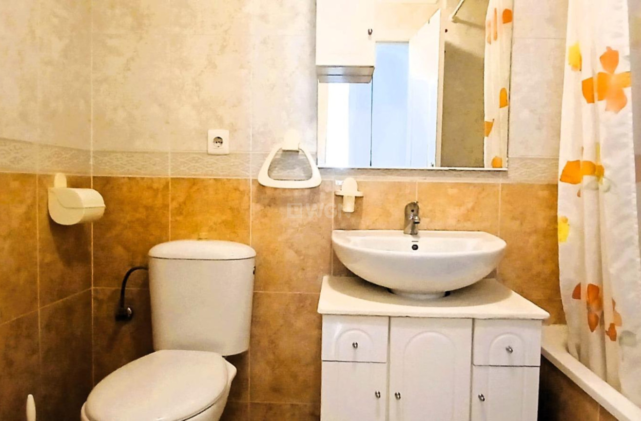 Resale - Apartment / flat - Torrevieja - Playa del Cura